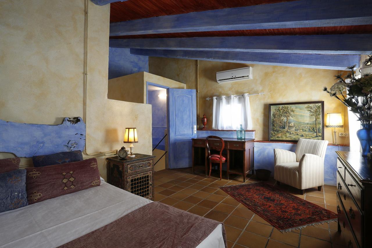 Hostal Blau Peratallada Eksteriør bilde